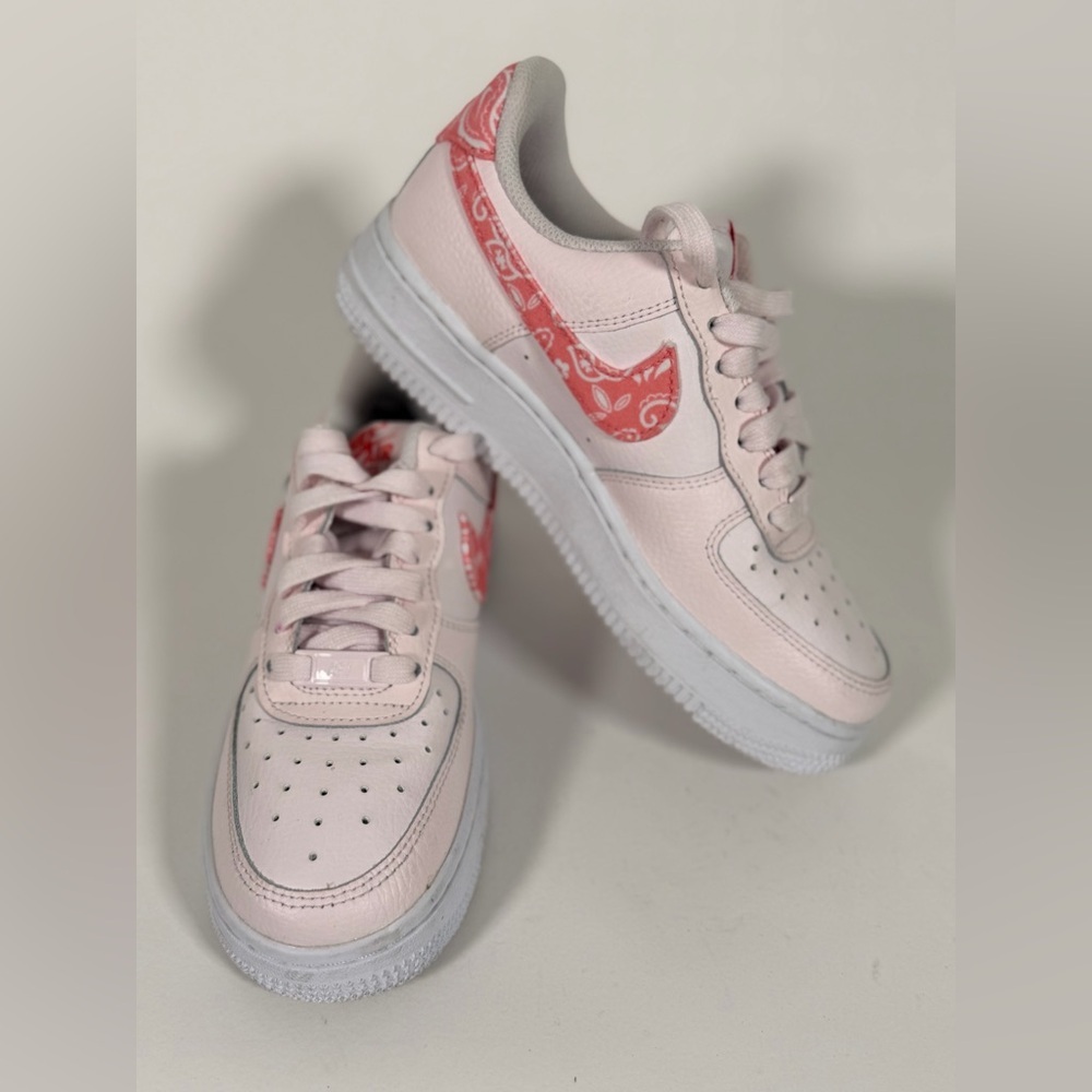 NWOB Nike Air Force 1 '07 Women's Shoes - Picture 3 of 7